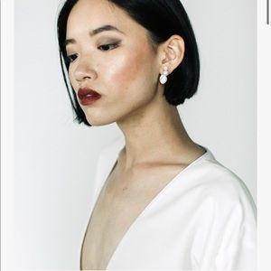 A. B. Ellie Baroque Stud Climber